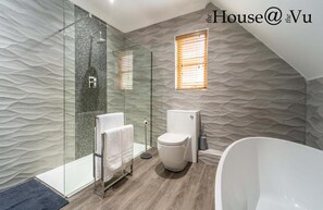 豪華單棟房屋 | 浴室 | 免費梳洗用品、風筒、提供毛巾