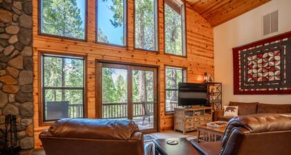 Millville Chalet ~ Pool Access!