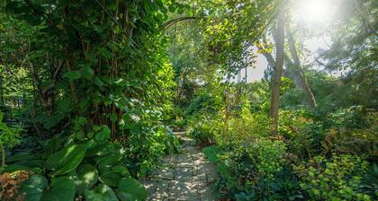 2 Penally Boathouse Mews, Holiday Cottage St Dogmaels, Sleeps 2, 1 bedrooms, bathrooms
