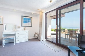 Interior - 5 Mariners Reach, Holiday Cottage Saundersfoot, Sleeps 7, 4 bedrooms,  bathrooms (Saundersfoot)