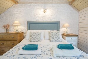 3 soverom, strykejern/-brett og internettilgang