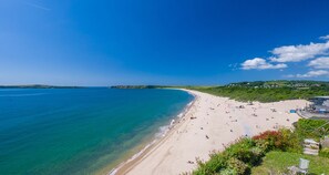 Beach - Carew Cottage, Holiday Cottage Carew, Sleeps 4, 2 bedrooms,  bathrooms (Tenby)