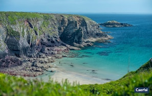 Beach - Carreg Samson, Holiday Cottage Abercastle, Sleeps 8, 4 bedrooms,  bathrooms (nr Mathry)