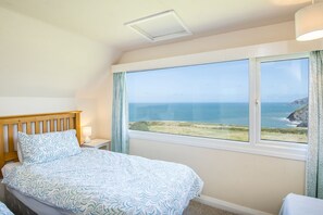 3 chambres, fer et planche à repasser, accès Internet