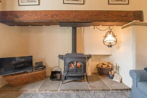 Interior - Coastal View, Holiday Cottage Porthgain, Sleeps 4, 2 bedrooms, bathrooms (Haverfordwest)