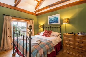 7 camere, ferro/asse da stiro, accesso a Internet