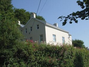Exterior - Glen Holme, Holiday Apartment Little Haven, Sleeps 3, 1 bedrooms,  bathrooms (Little Haven)