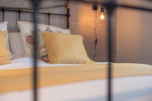 2 Schlafzimmer, BĂŒgeleisen/BĂŒgelbrett, Internetzugang