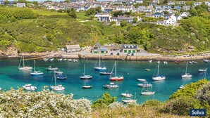 Marina - Halfways, Holiday Home St Davids, Sleeps 8, 4 bedrooms,  bathrooms (HAVERFORDWEST)