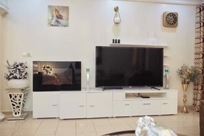 Fernseher, DVD-Player