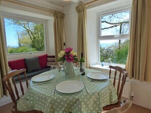 Dining - Middle Hill Cottage, Holiday Cottage Amroth, Sleeps 4, 2 bedrooms,  bathrooms (Amroth)