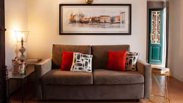 Smart TV, fireplace, books