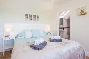 2 habitaciones, tabla de planchar con plancha y acceso a internet 
