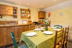 Dining - The Barn, Holiday Cottage Trelerw, St Davids, Sleeps 5, 3 bedrooms,  bathrooms (Nr St Davids)