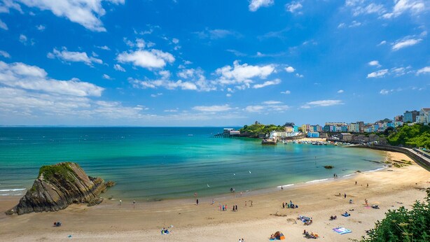 Unclassified image, 1 of 26, button - The Grapes, Holiday Cottage Penally, Sleeps 2, 1 bedrooms,  bathrooms (TENBY)