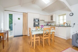 Dining - The Longhouse, holiday home Amroth, Sleeps 2, 1 bedrooms,  bathrooms (Amroth)