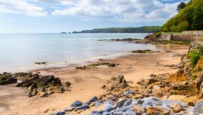 Beach - The Longhouse, holiday home Amroth, Sleeps 2, 1 bedrooms,  bathrooms (Amroth)