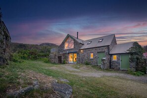 Exterior - The Roost, Holiday Cottage Whitesands Bay, near St Davids, Sleeps 5, 2 bedrooms,  bathrooms (Haverfordwest)