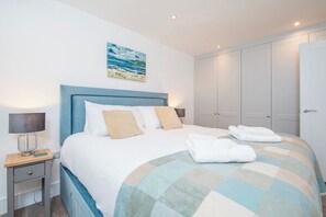 1 bedroom, iron/ironing board, Internet