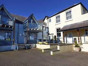Exterior - The Sail Loft, Holiday Apartment Admirals Mews, Saundersfoot, Sleeps 2, 1 bedrooms,  bathrooms (Saundersfoot)