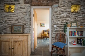 Interior - The Smithy, Holiday Cottage Abercastle, Sleeps 2, 1 bedrooms, bathrooms (Haverfordwest)