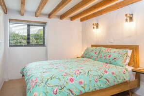 3 chambres, fer et planche à repasser, accès Internet
