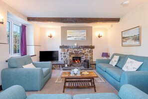 Fireplace, DVD player - Tides Reach, Holiday Cottage Cwm yr Eglwys, Sleeps 6, 3 bedrooms,  bathrooms (Newport)