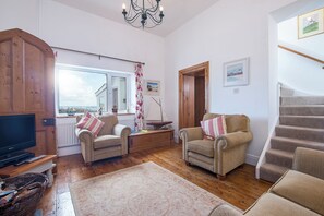 DVD player - Trinity Cottage, Holiday Home St Anns Head, nr Dale, Sleeps 4, 2 bedrooms,  bathrooms (HAVERFORDWEST)