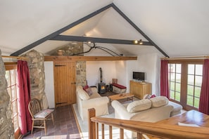 Living area - Ty Uchaf Cottage, Holiday Cottage Pwll Deri, Strumble Head, Sleeps 5, 2 bedrooms,  bathrooms (St Nicholas)