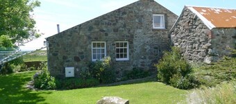 Ty Uchaf Cottage, Holiday Cottage Pwll Deri, Strumble Head, Sleeps 5, 2 bedrooms, bathrooms