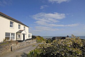 Exterior - Upper Mead, Holiday Cottage Amroth, Sleeps 6, 3 bedrooms,  bathrooms (NARBERTH)
