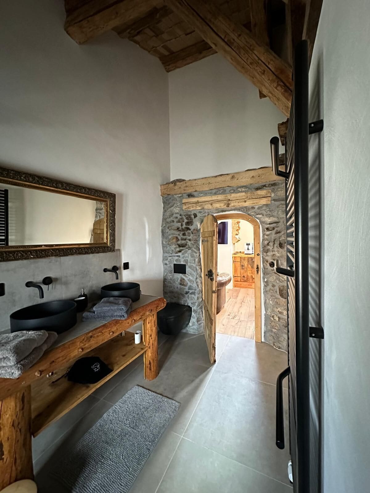 Deluxe House, Non Smoking (Pacific) | Bathroom | Shower, rainfall showerhead, hair dryer, bathrobes