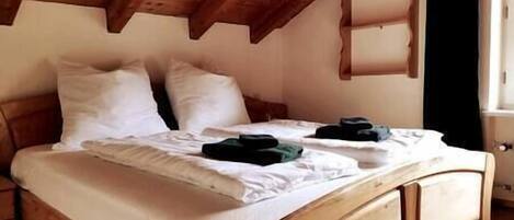2 Schlafzimmer, Bügeleisen/Bügelbrett, Reisekinderbett, WLAN