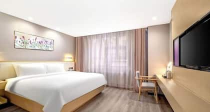 Lifeng Hotel (Gogol Street, Harbin Railway Station)