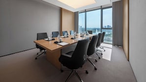 Executive-Lounge