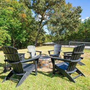 Garden - Grand Retreat Luxury Vacation for Large Groups (Fayetteville)