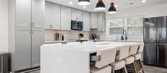 Grand Retreat Luxury Vacation for Large Groups