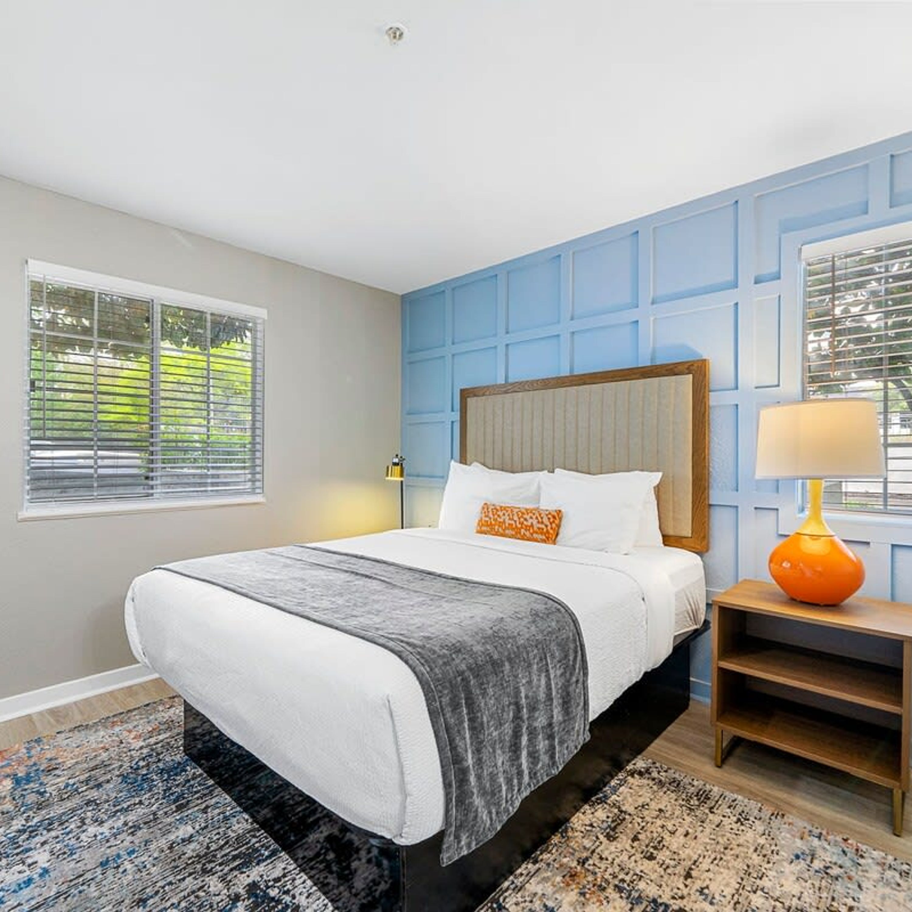 公寓 | 2 間臥室、熨斗/熨衣板、網路服務