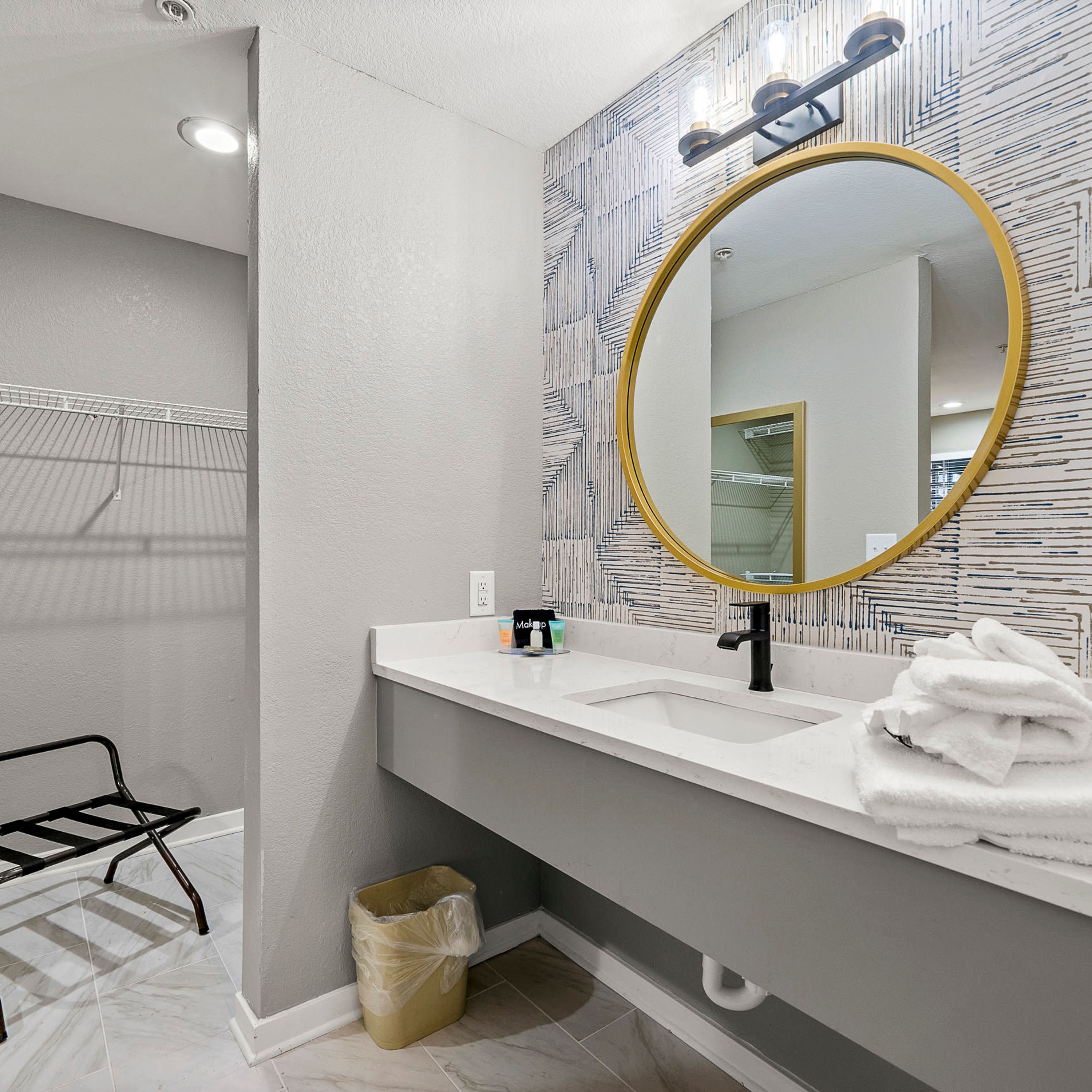 House | Bathroom