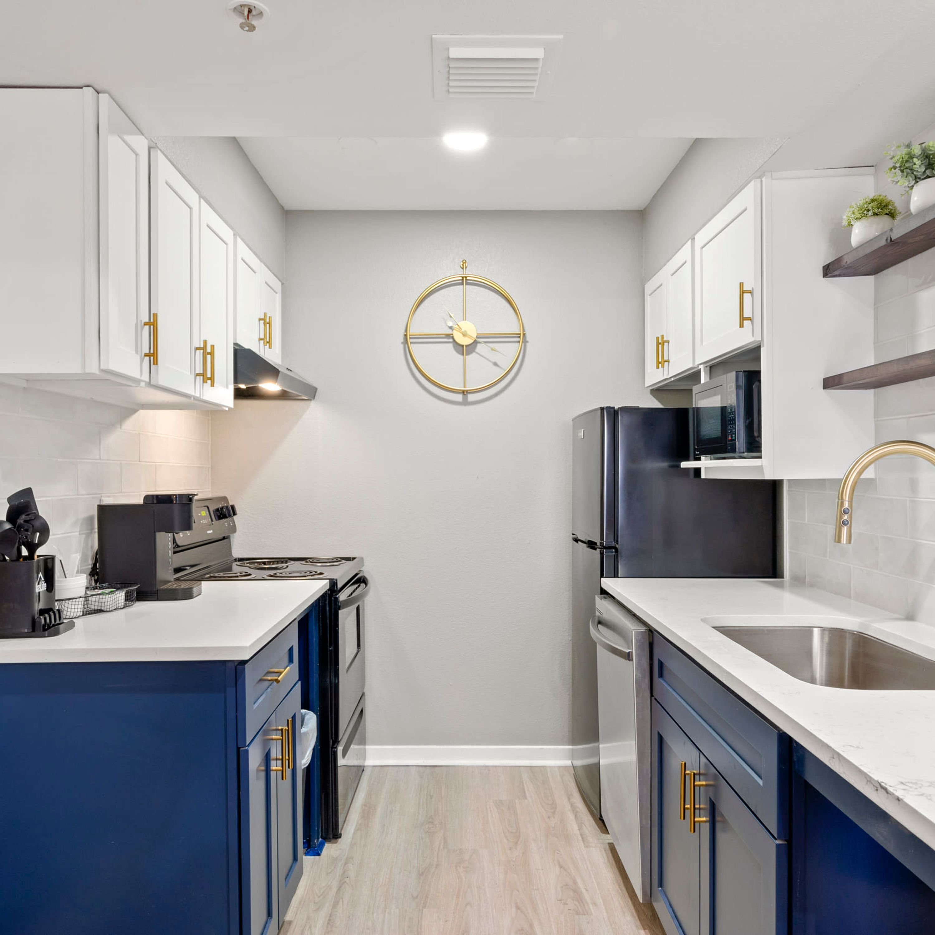 公寓 | 2 間臥室、熨斗/熨衣板、網路服務