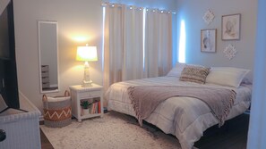 2 habitaciones, tabla de planchar con plancha, wifi y ropa de cama 