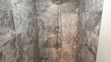 Rainfall showerhead, hair dryer, towels, soap