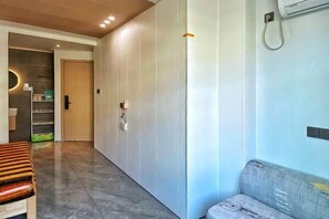 Room - My House (Pingtan)