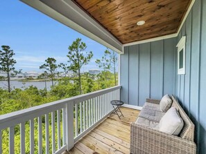 Property grounds - Bring Your Furry Friend! $6,450 for January & February 2026 Stay (Orange Beach)