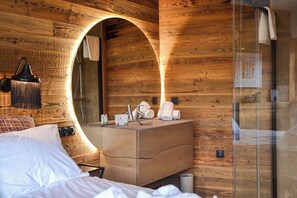 4 Schlafzimmer, Bügeleisen/Bügelbrett, Internetzugang, Bettwäsche