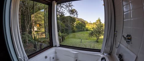 Kabin Deluks | Pemandangan gunung