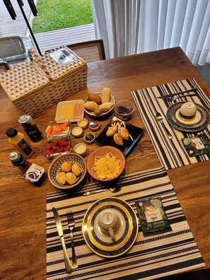 Free daily continental breakfast  - Cabana La Bella Vista (Urubici)