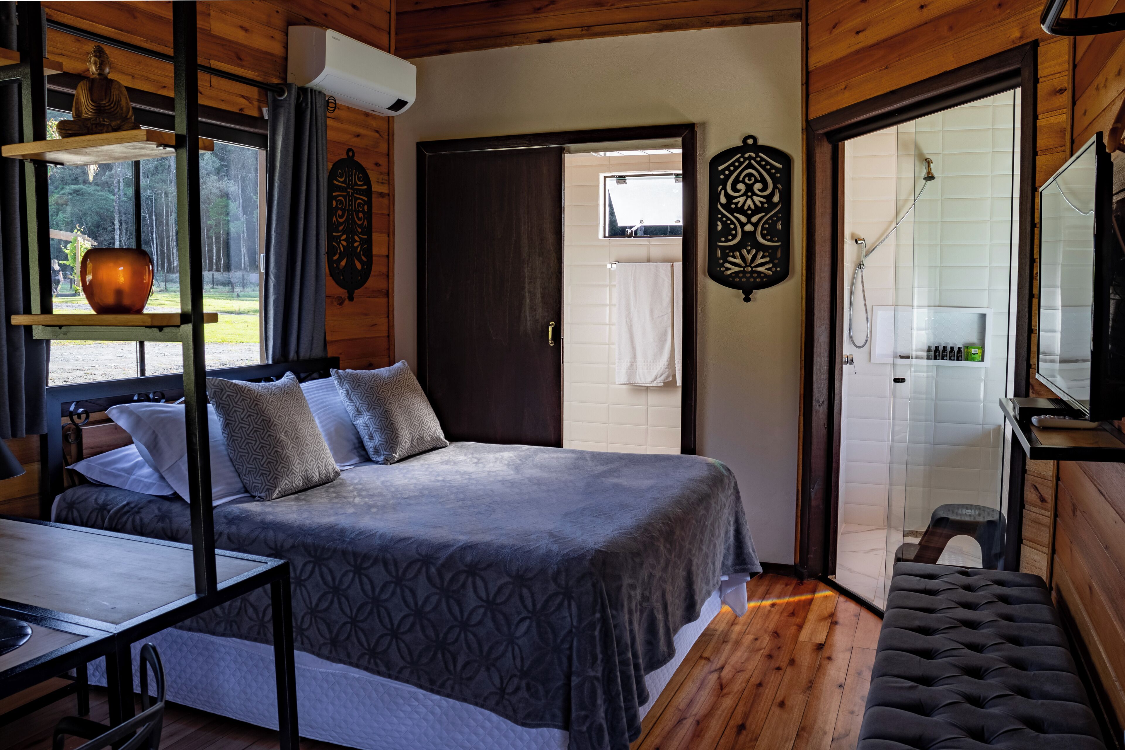Classic Cabin | Pillowtop beds, individually decorated, individually furnished