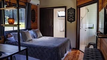 Classic Cabin | Pillowtop beds, individually decorated, individually furnished