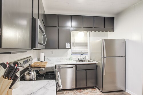 Barnes City House ~ 3 Mi to Hunting & Fishing!